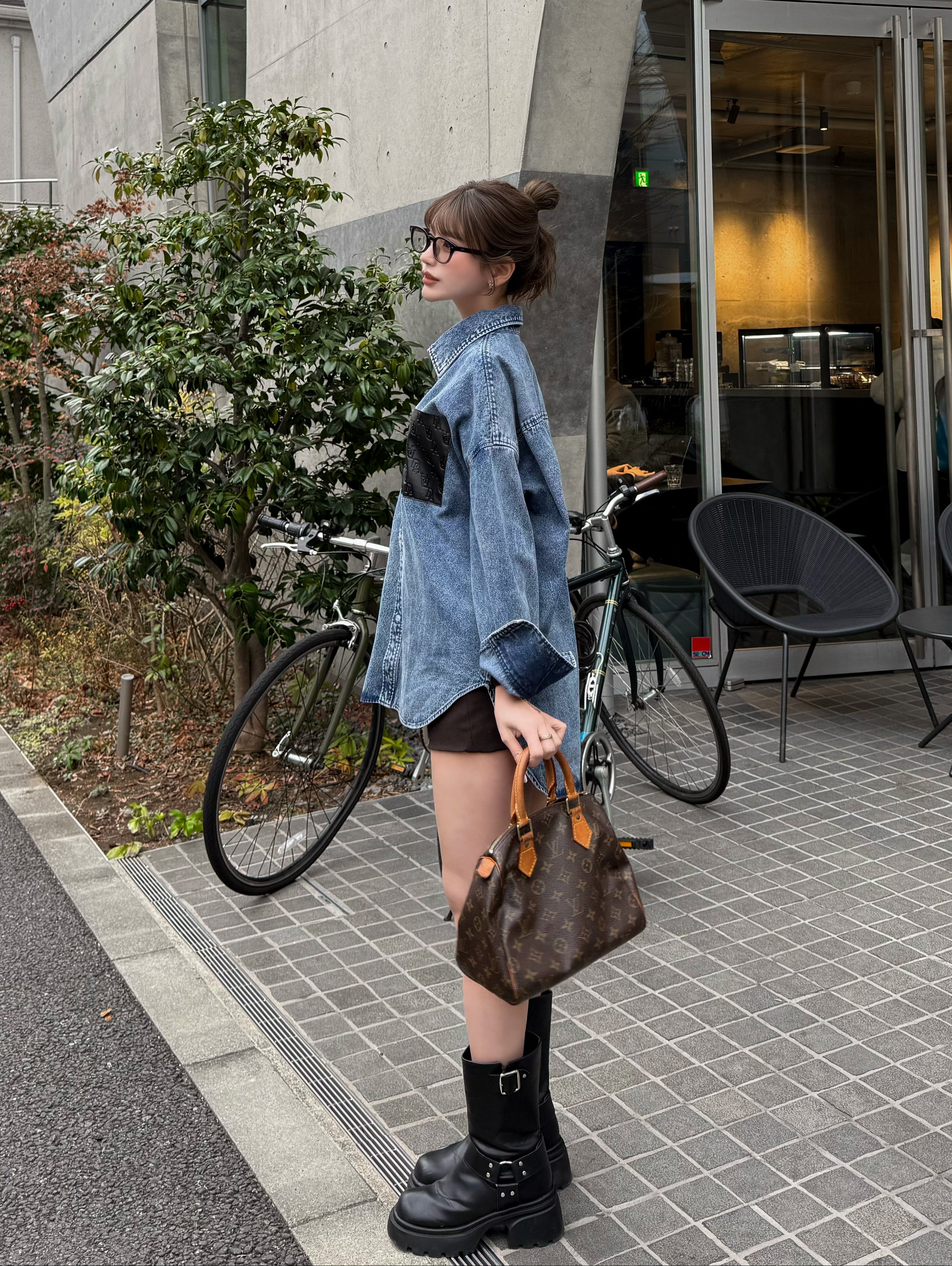 【予約】Leather pocket denim loose shirts(4月中旬〜下旬発送予定)