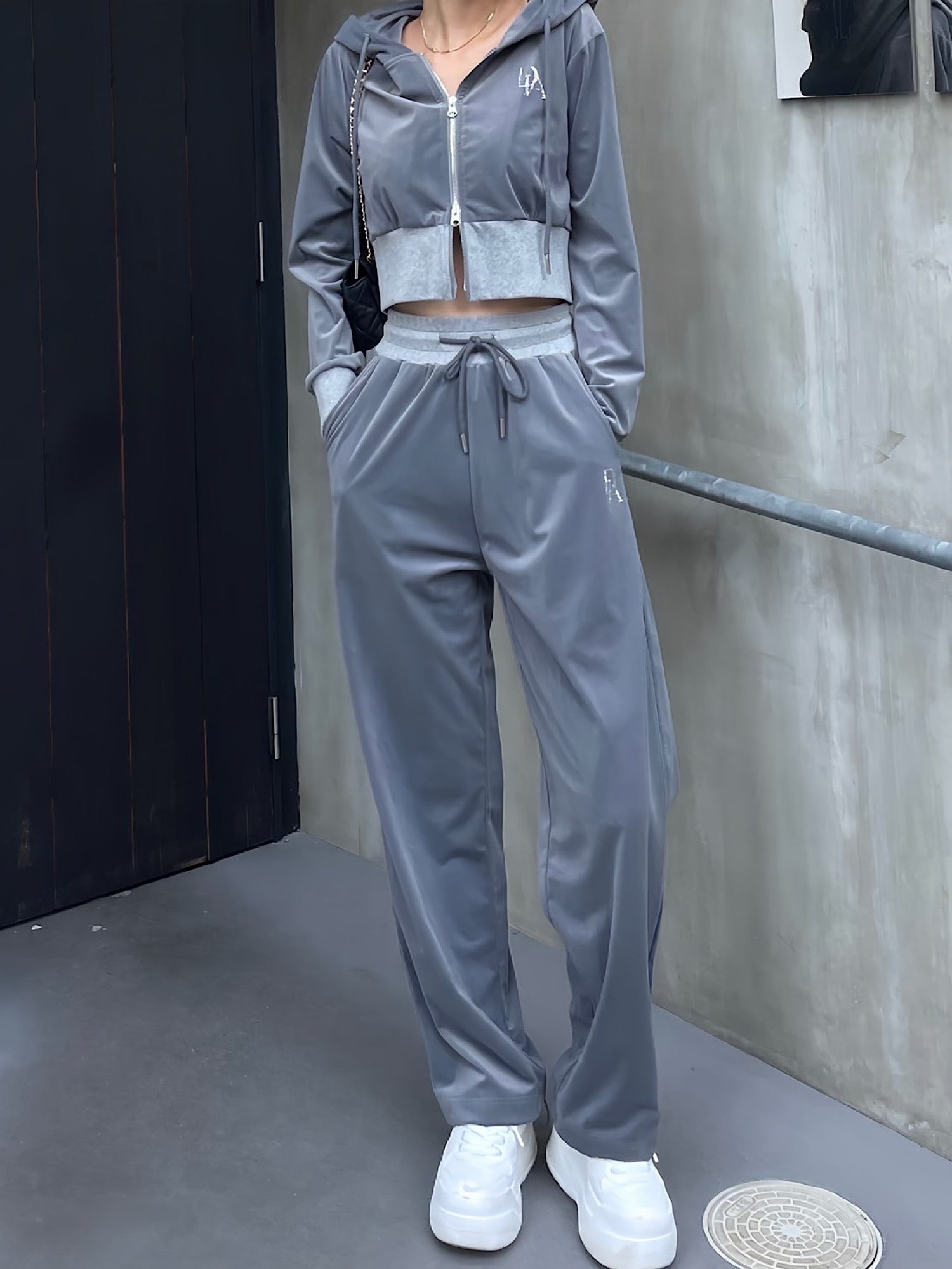 新作❤︎ディアンテdianteベロアセットアップ-PRADA プラダ 上品シルク