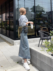【予約】Roll slit denim skirt(6月下旬～7月上旬発送予定)