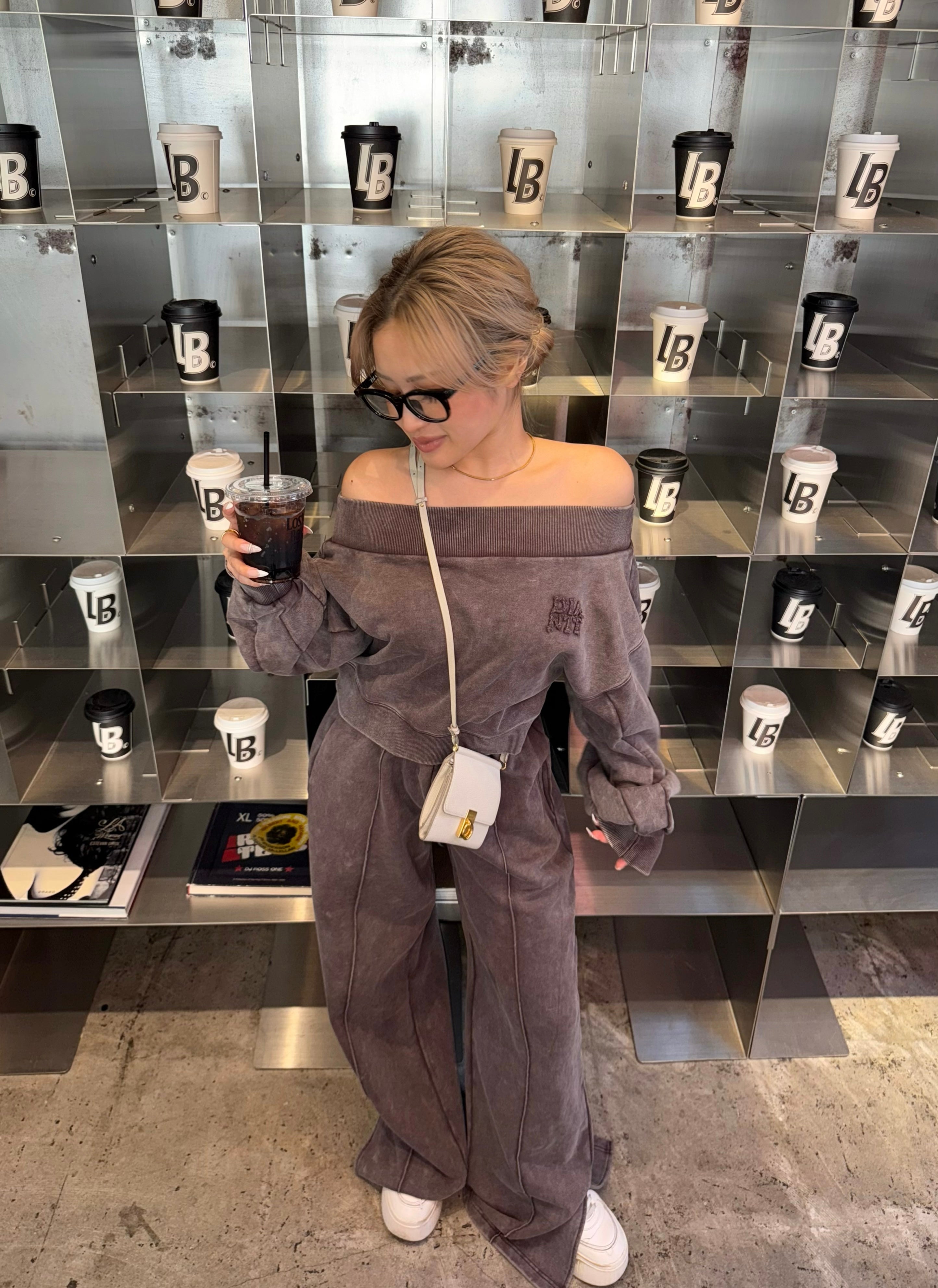 Overdye off-shoulder sweat tops