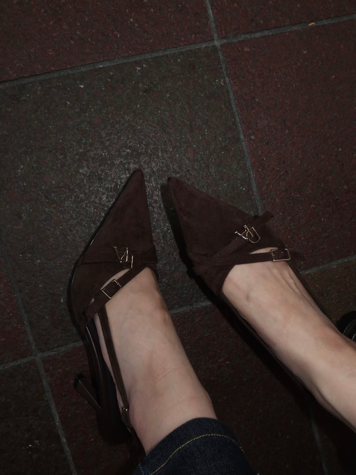 Double strap pumps