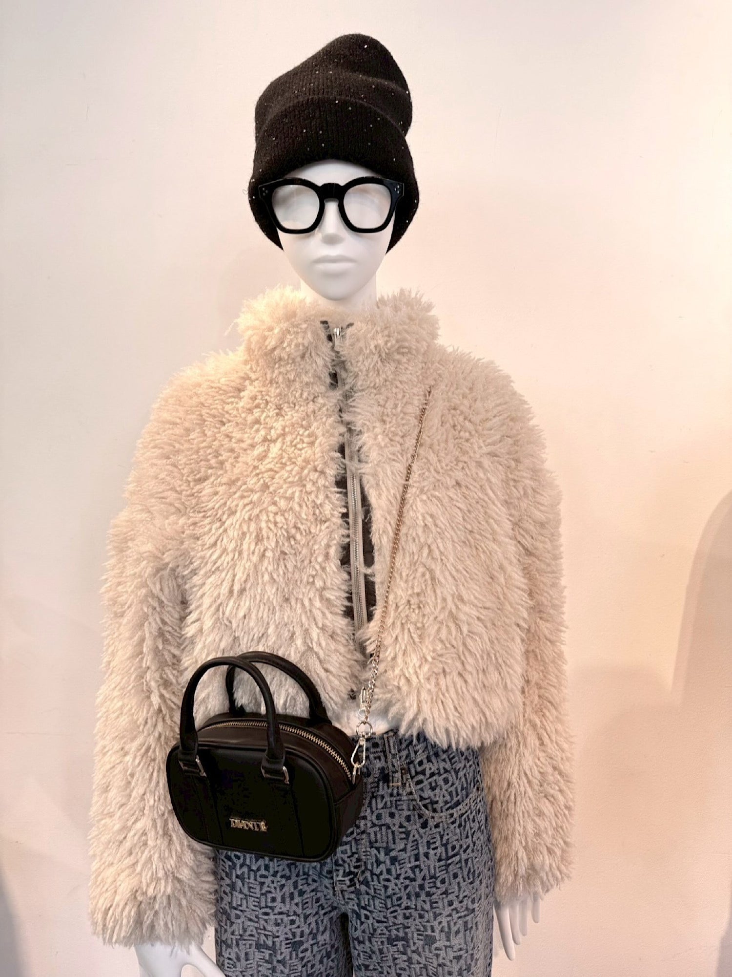 Fluffy boa cropped blouson