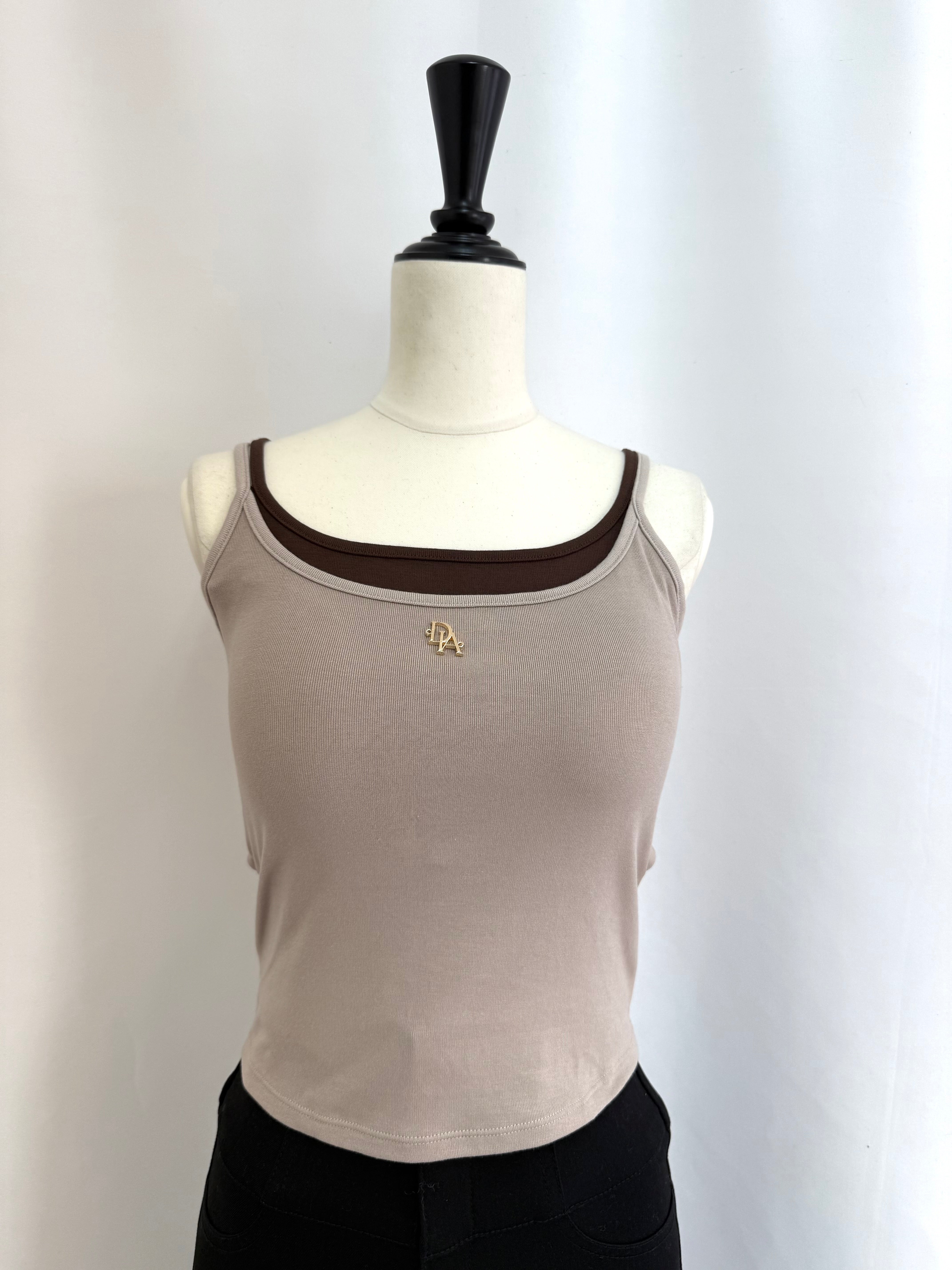 【予約】Layered back open camisole with inner bra(5月上旬発送予定)