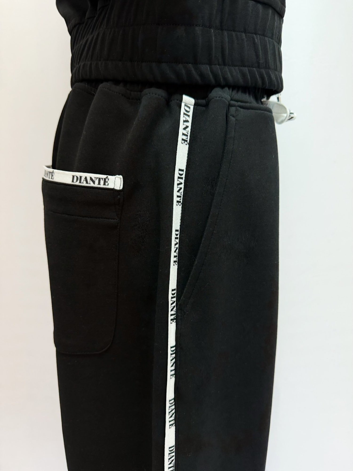 Logo tape sweat pants | DIANTÉ (ディアンテ)公式通販サイト