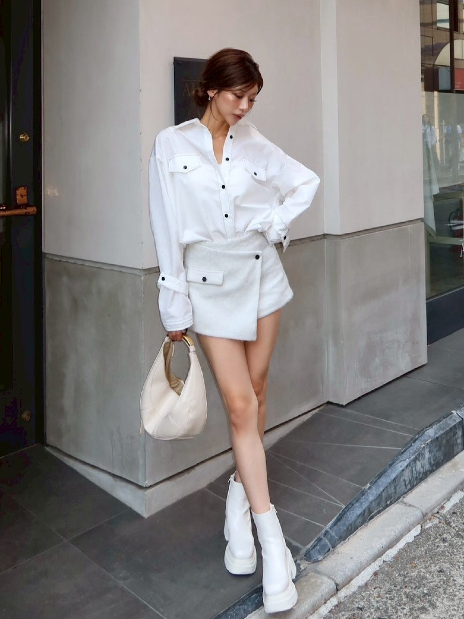 Square toe middle boots