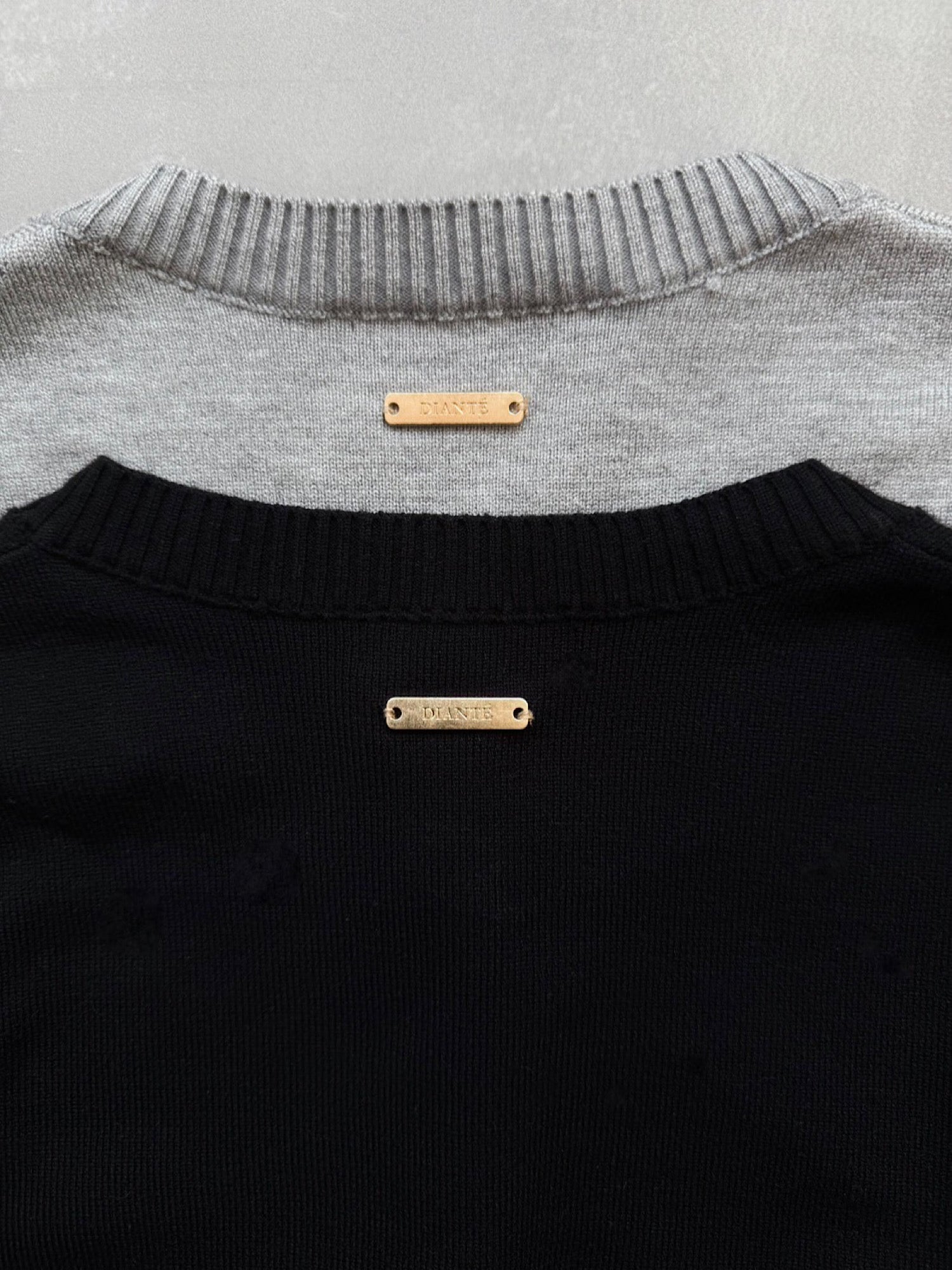 Crewneck cardigan/tops