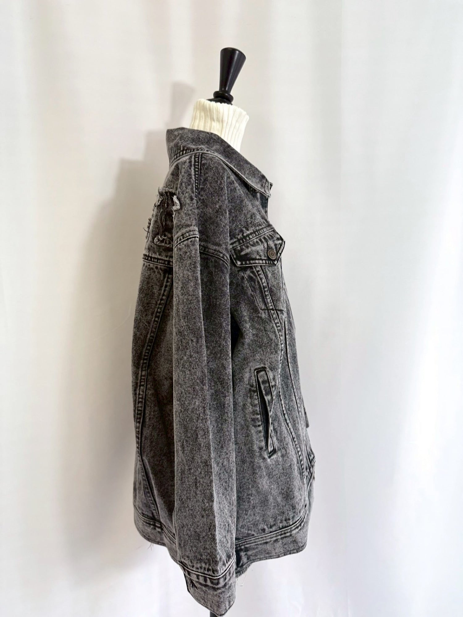 Chemical wash denim jacket（SET UP着用可）