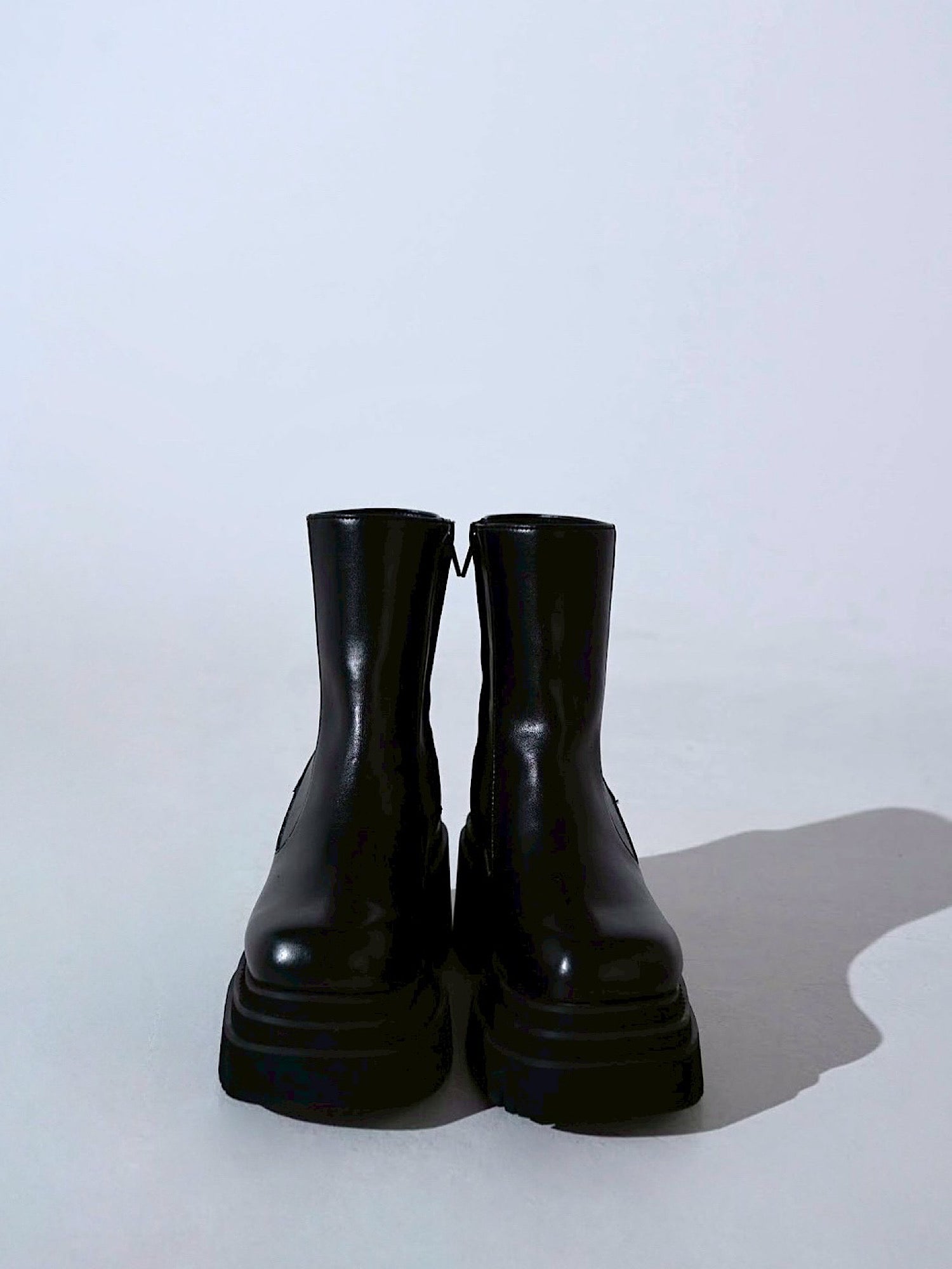 【予約】Square toe middle boots(10月下旬〜11月上旬発送予定)