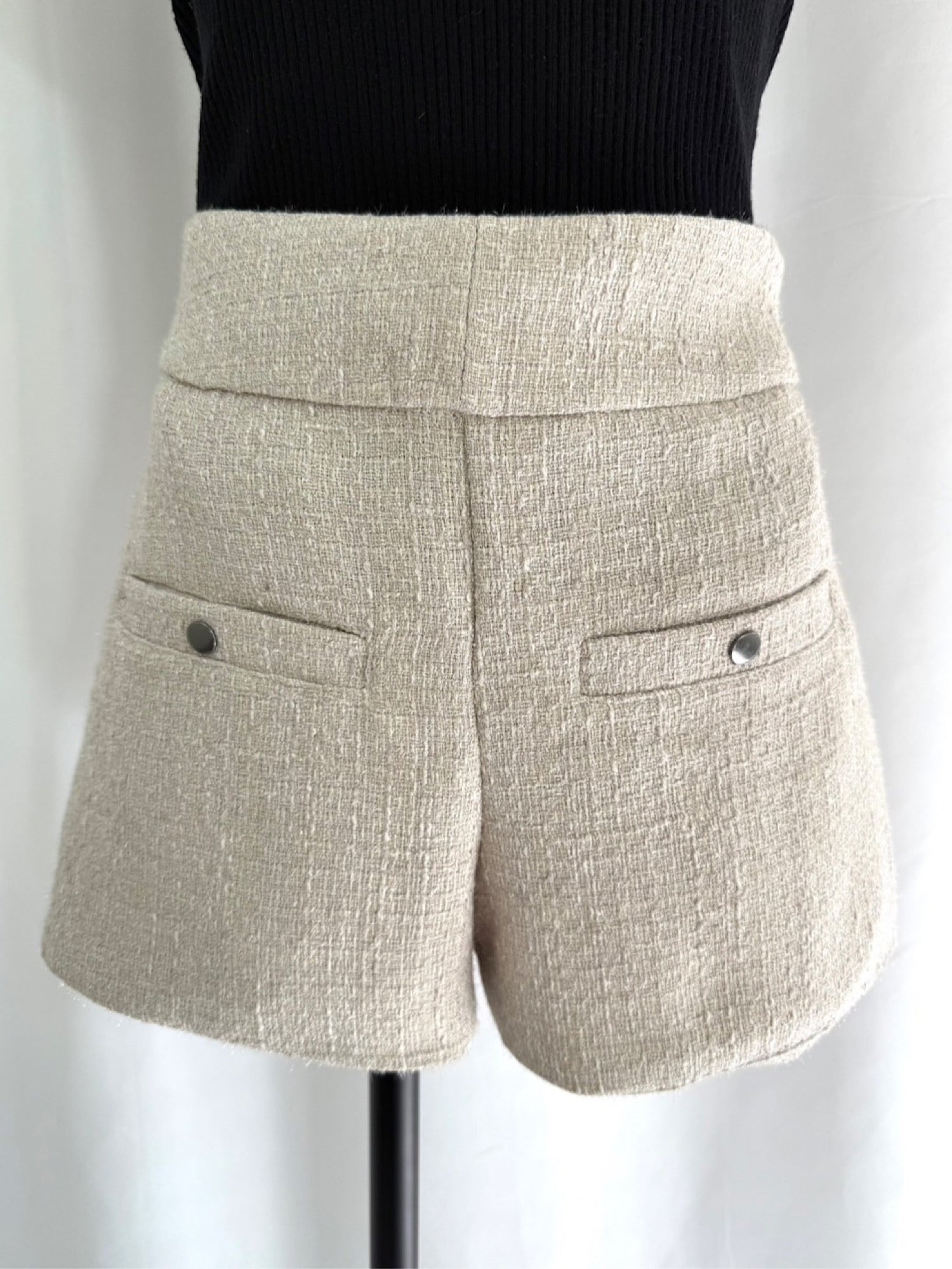 Classic tweed shorts