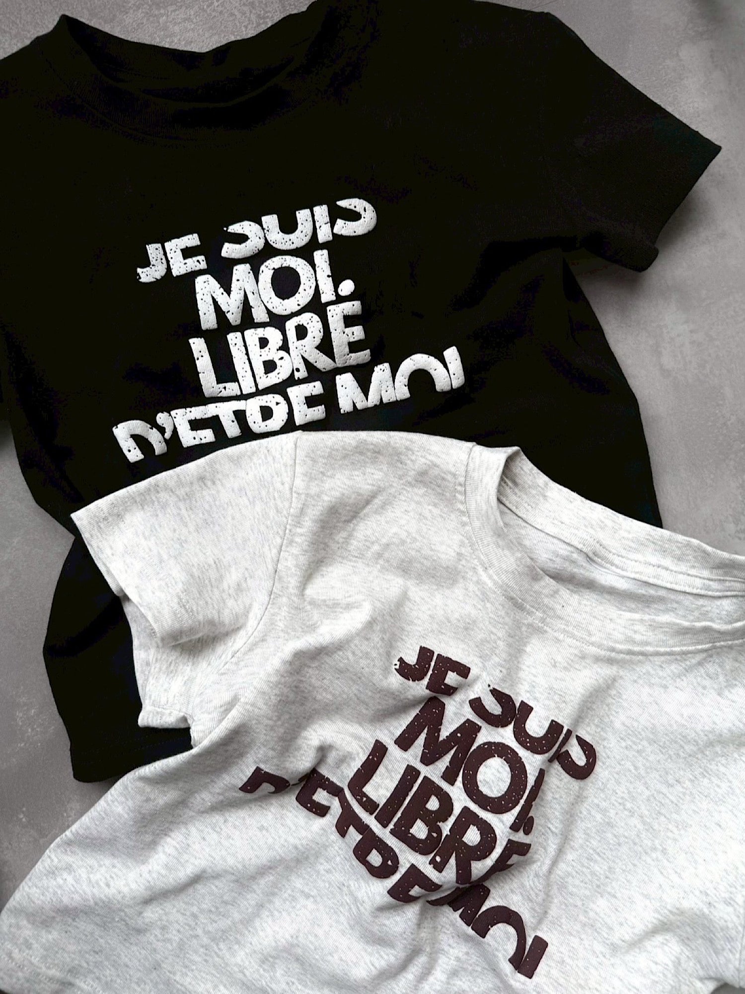 【予約】Message logo cropped Tee(9月中旬〜下旬発送予定)
