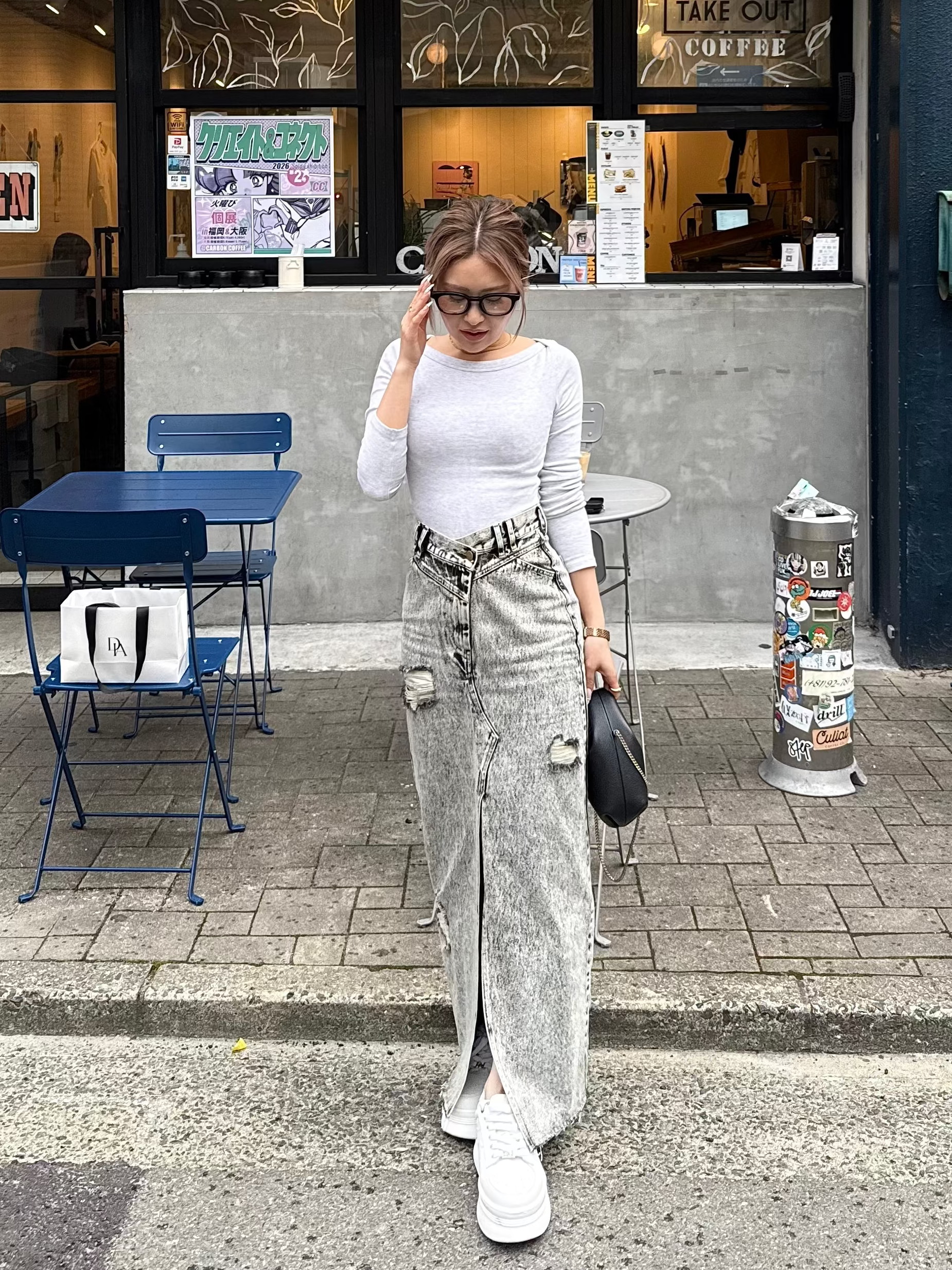 Front slit damage long skirt