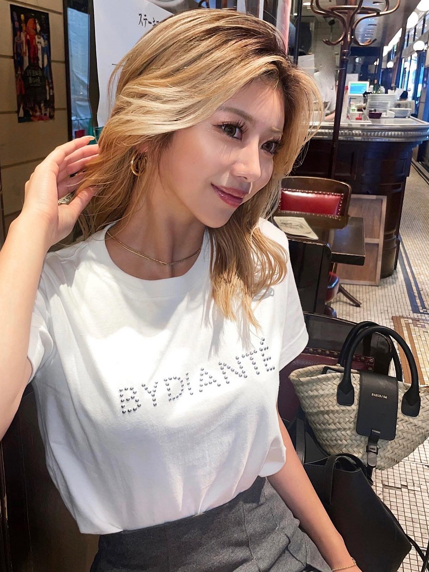 Studs font Tee