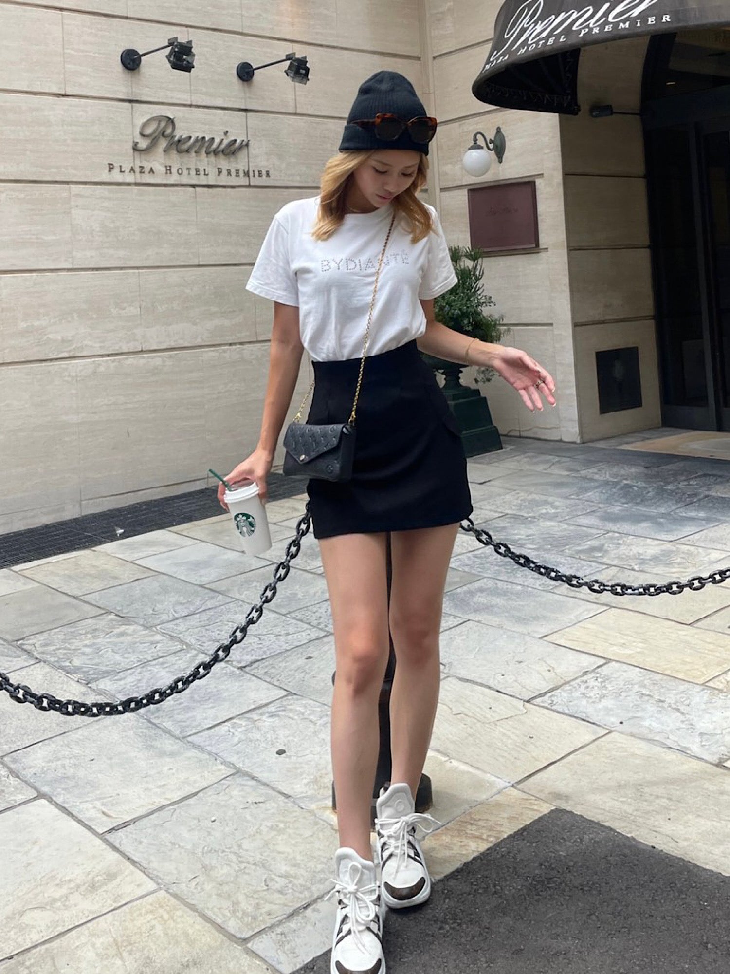 Studs font Tee