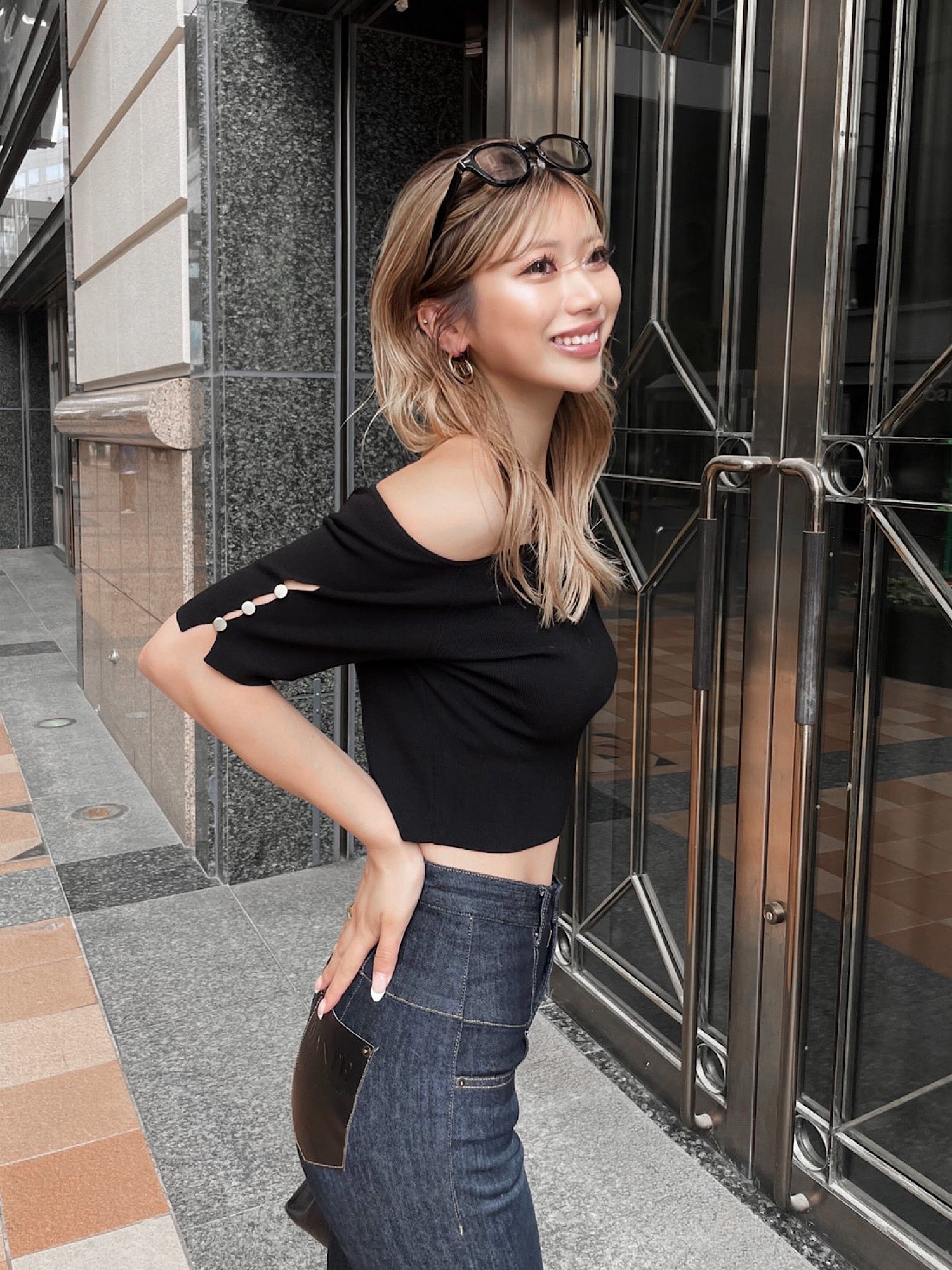 Design half sleeve off shoulder tops