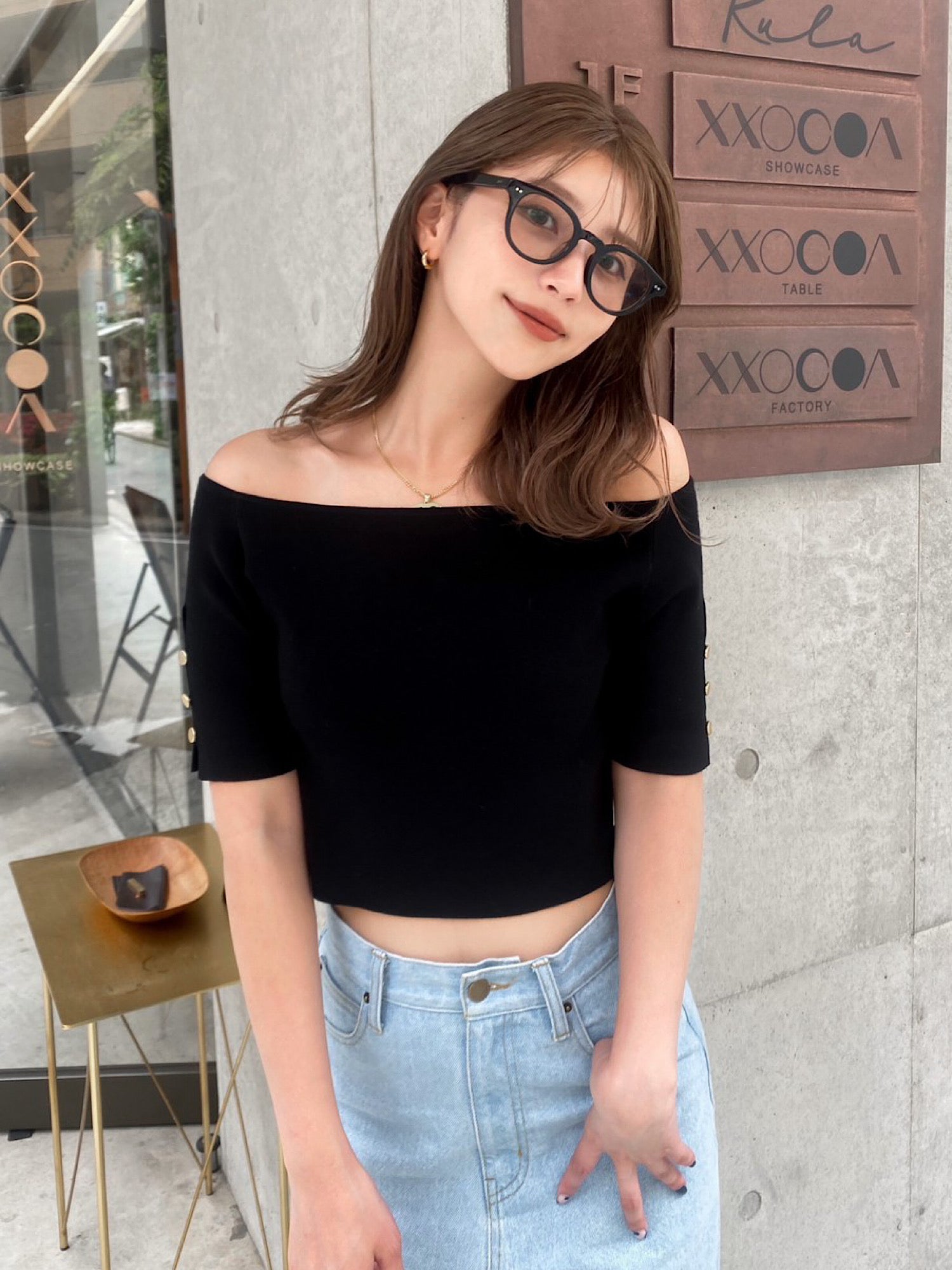 Design half sleeve off shoulder tops