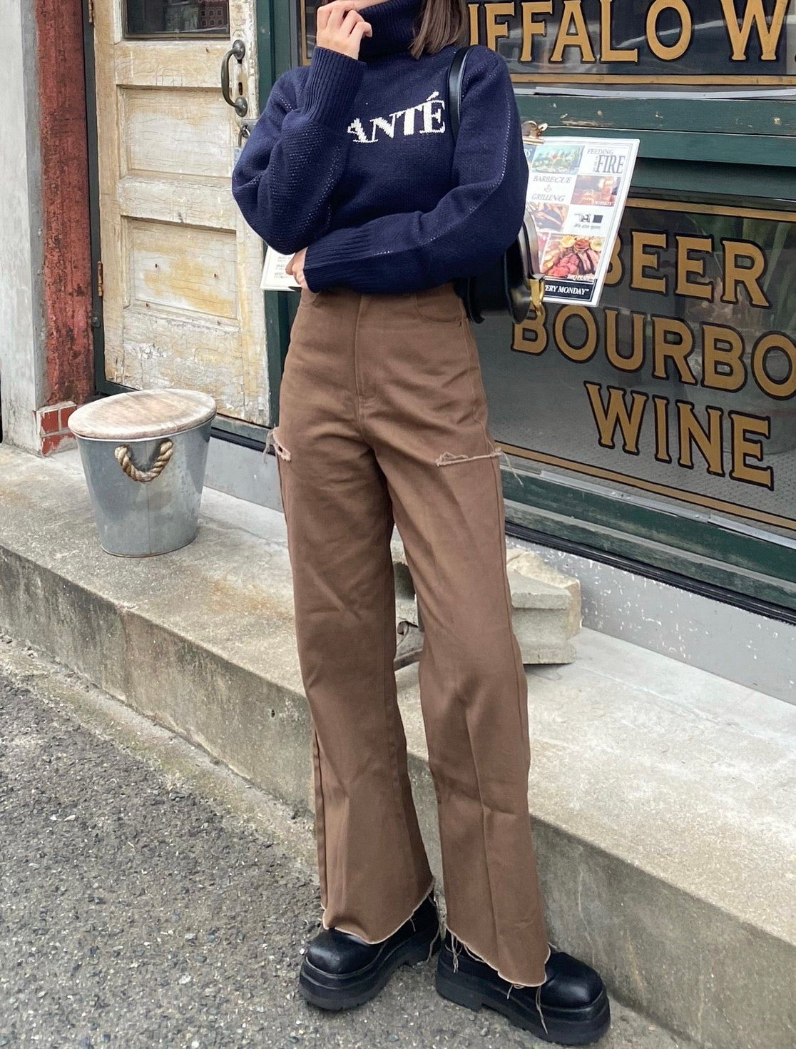 Twill fit flare pants