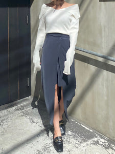 Big collar off-shoulder