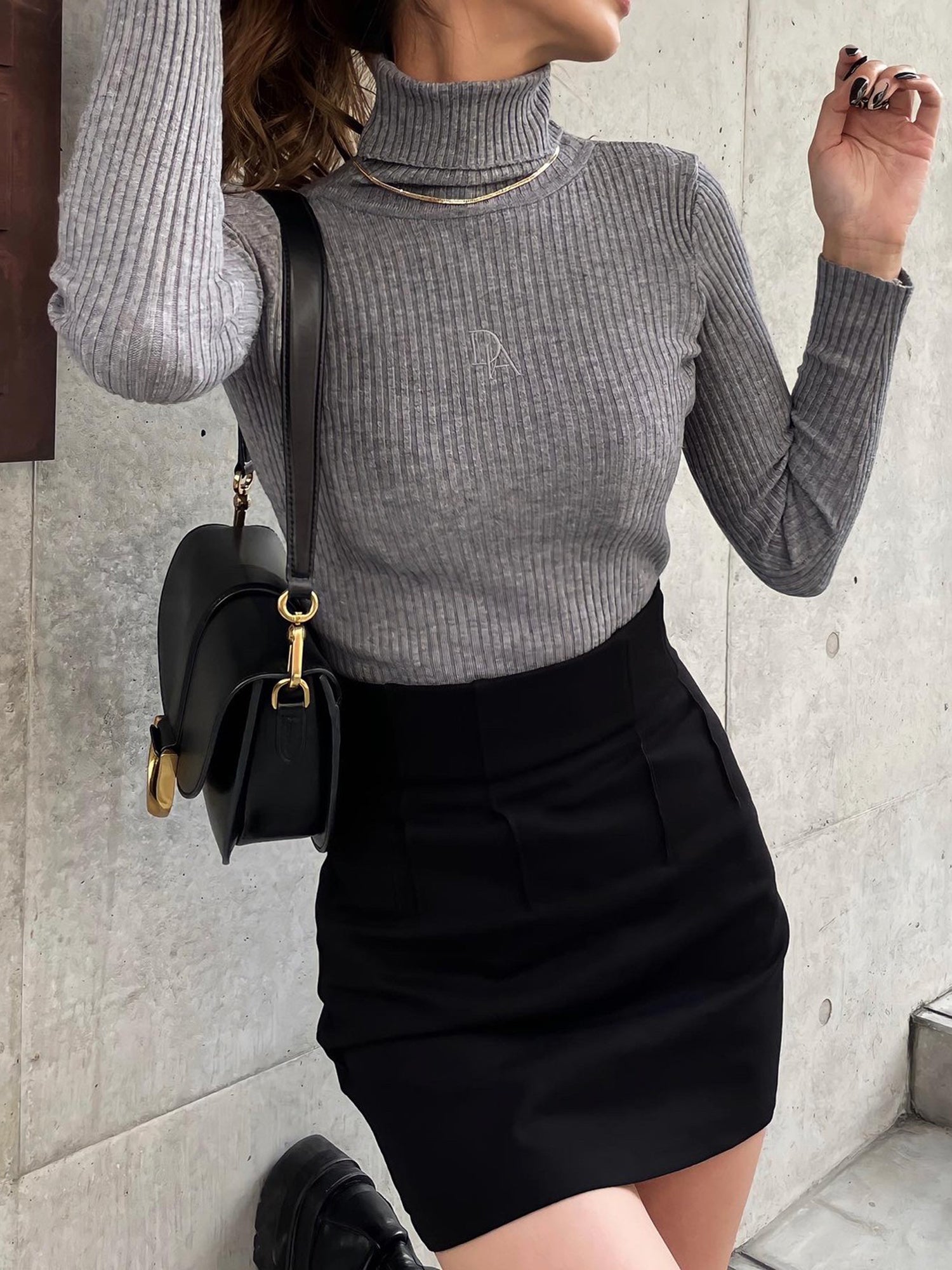 Fine gauge turtle knit
