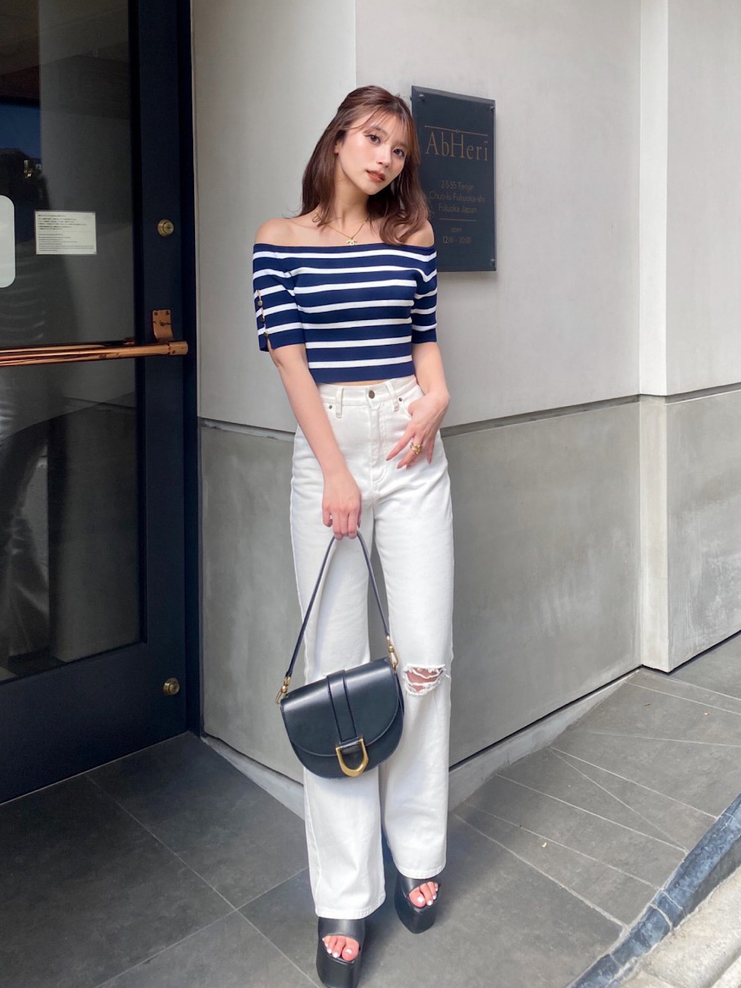 Design half sleeve off shoulder tops