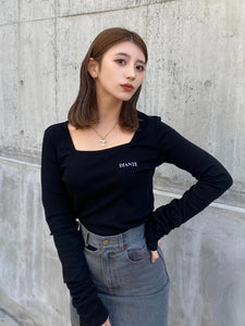 Embroidery square neck tops