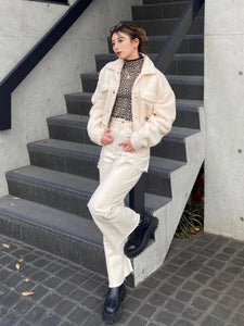 Middle gauge short knit