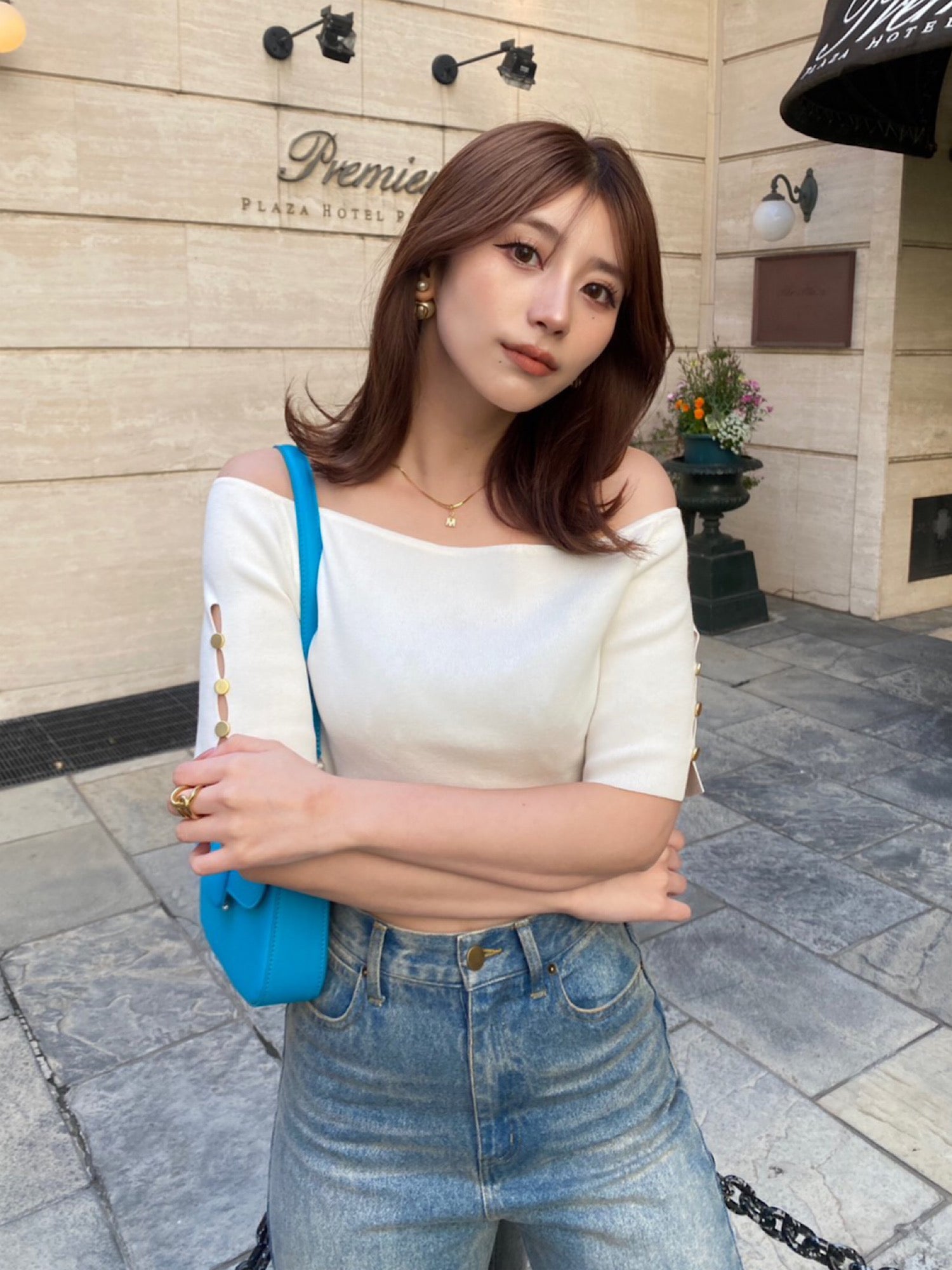 Design half sleeve off shoulder tops