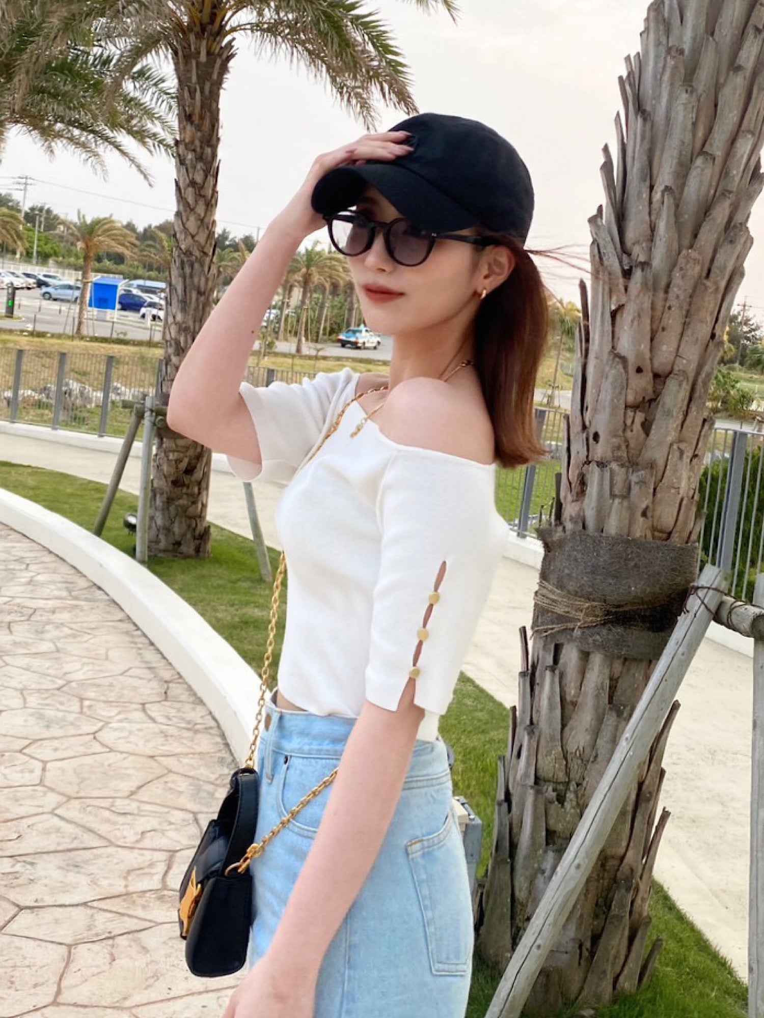 Design half sleeve off shoulder tops